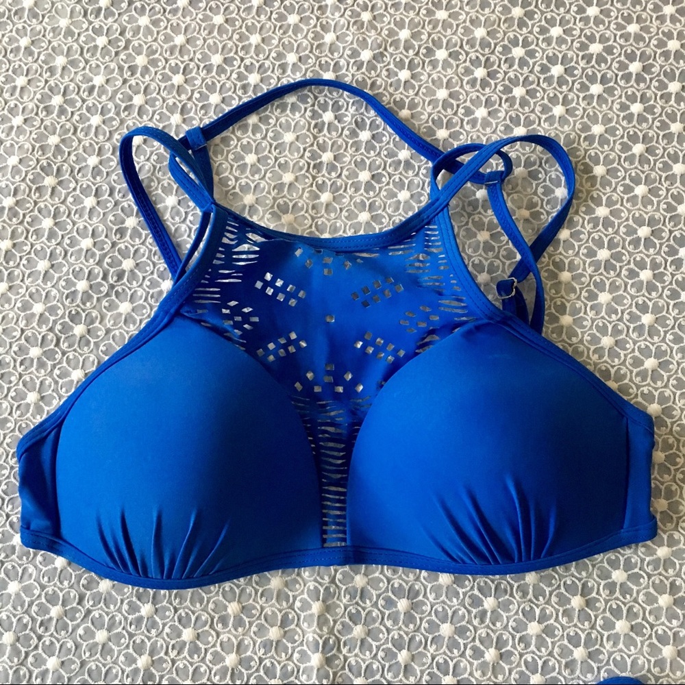 swim suit